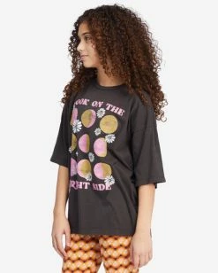 Hot Sale ⭐ Billabong 👧 Girls' Bright Side Graphic Boyfriend T-Shirt OFF BLACK 🤩 -Girls Sales Store abgzt00344 billabongw ofb sd1 1